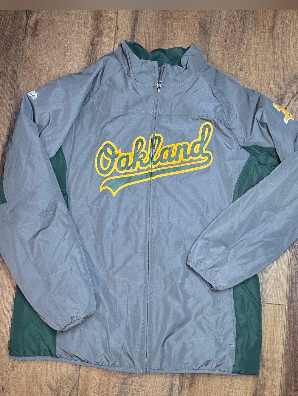 Oakland Aโs Majestic Authentic Collection Youth XL MLB Jacket